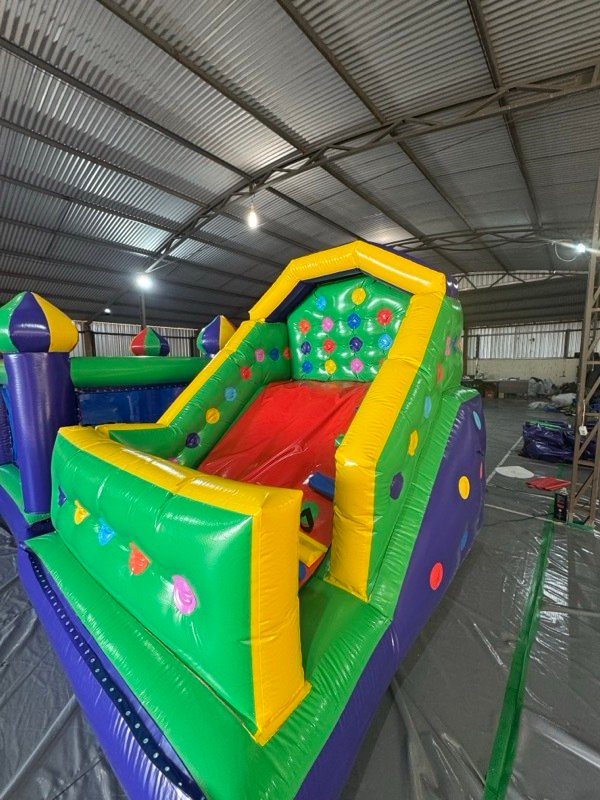 Mini com Piscina Removível 2