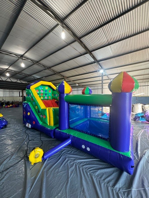 Mini com Piscina Removível 3