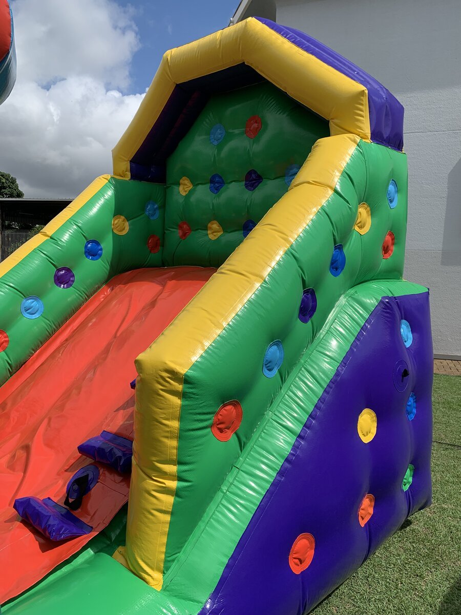Mini com Piscina 7