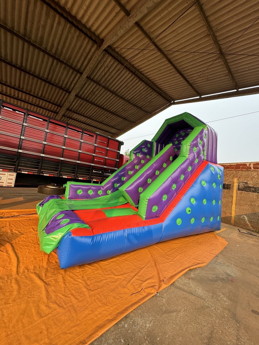 Premium Slide 7